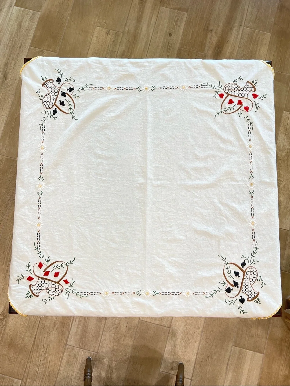 Vintage Embroidered Bridge Card Table Cover Poker Hearts Spades Clubs Diamonds
